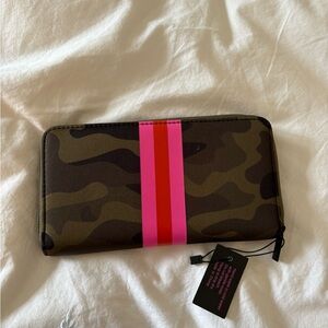 Camouflage Wallet with Pink Stripe